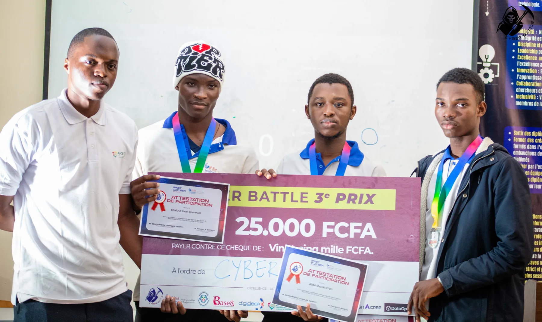 Cyber_Rangers receiving the third-place prize